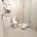 Large 5 Bedroom, Centre Lägenhet *