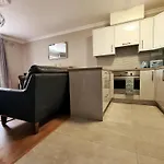 Large 5 Bedroom, Centre Galway